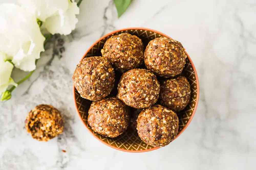 Dehydrated Fruit Balls