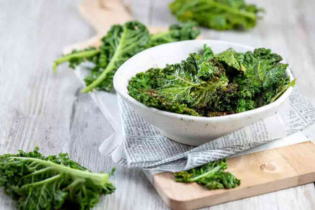 Sriracha with Garlic Kale Chips