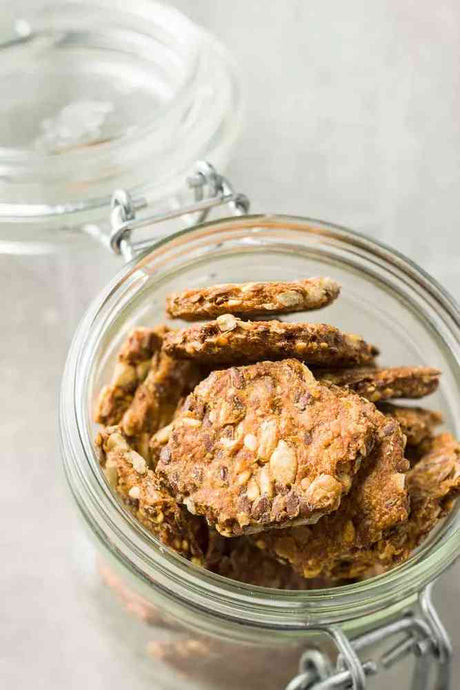 Tomato, Sunflower And Flax Crackers