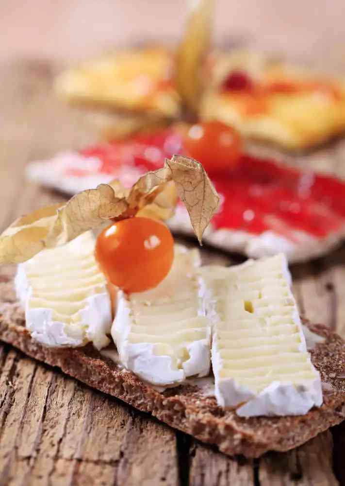 Watermelon Strawberry And Coconut Cracker